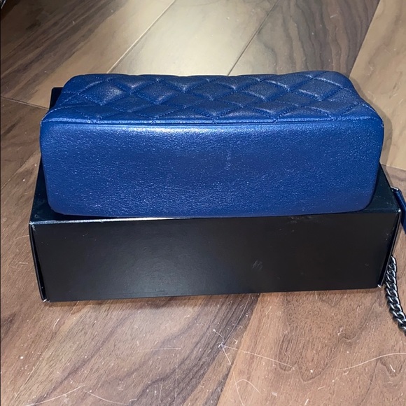 Chanel flap bag - Picture 4 of 11